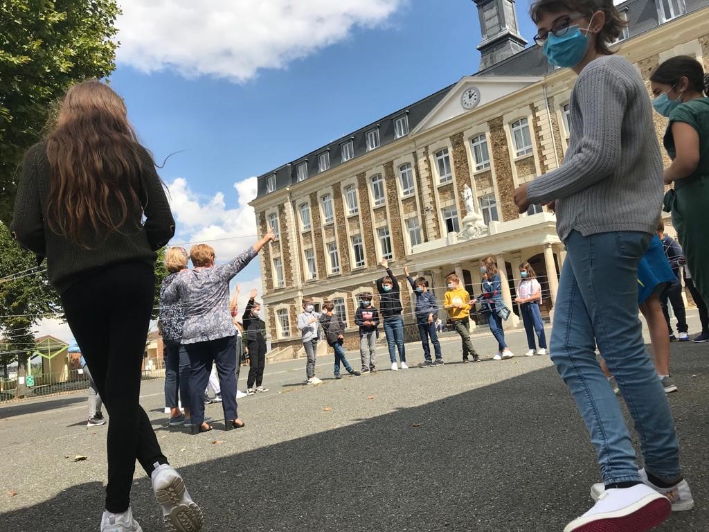 Visuel : Le rveil  Saint Laurent : la rentre de lensemble scolaire