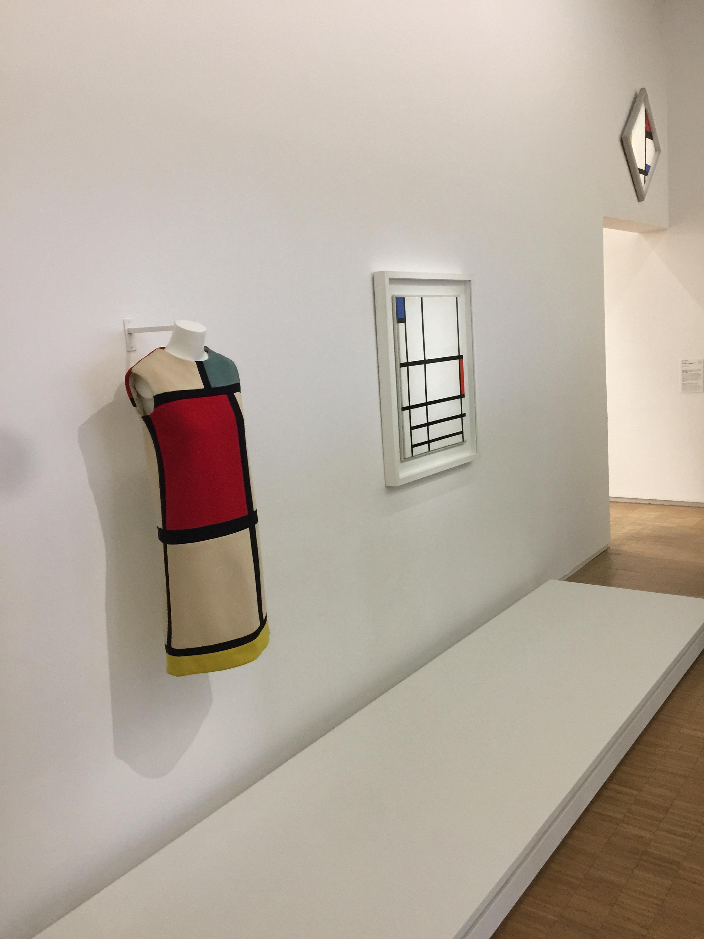 Visuel : Les élèves de 1ère spécialité Arts plastiques au Centre Pompidou