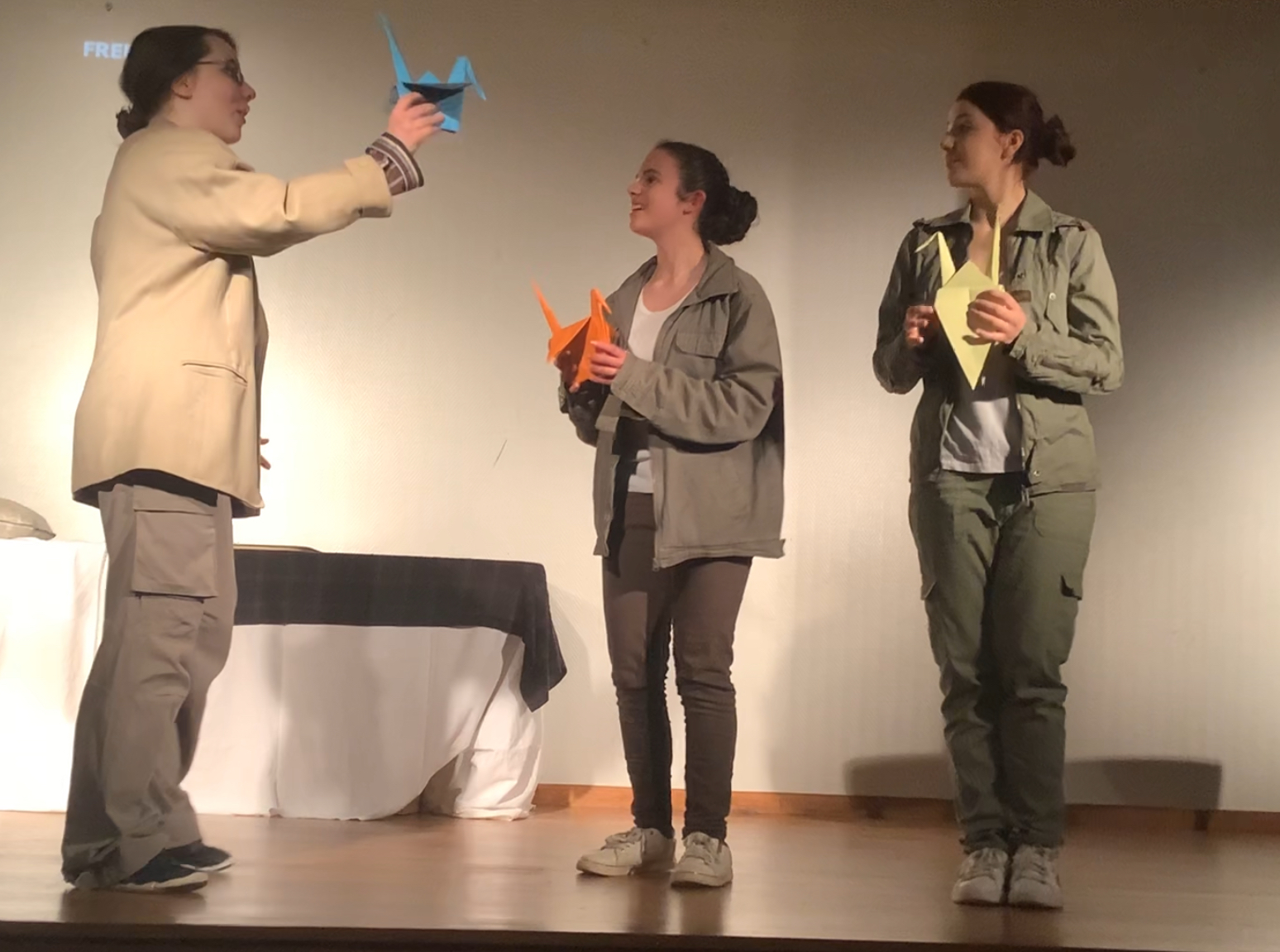 Visuel : Traverser cinq fronti�res� et   les pr�jug�s